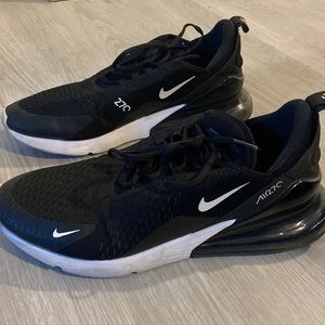 Nike Air 270
